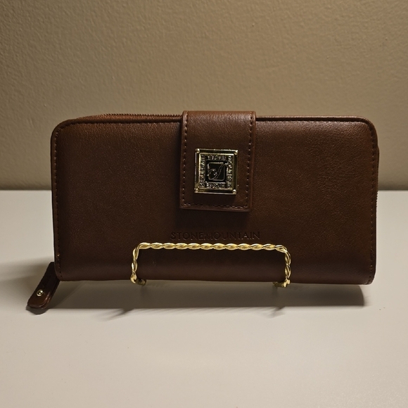 Stone Mountain Accessories Handbags - Stone Mountain Accessories Brown Wallet with Gold Accent